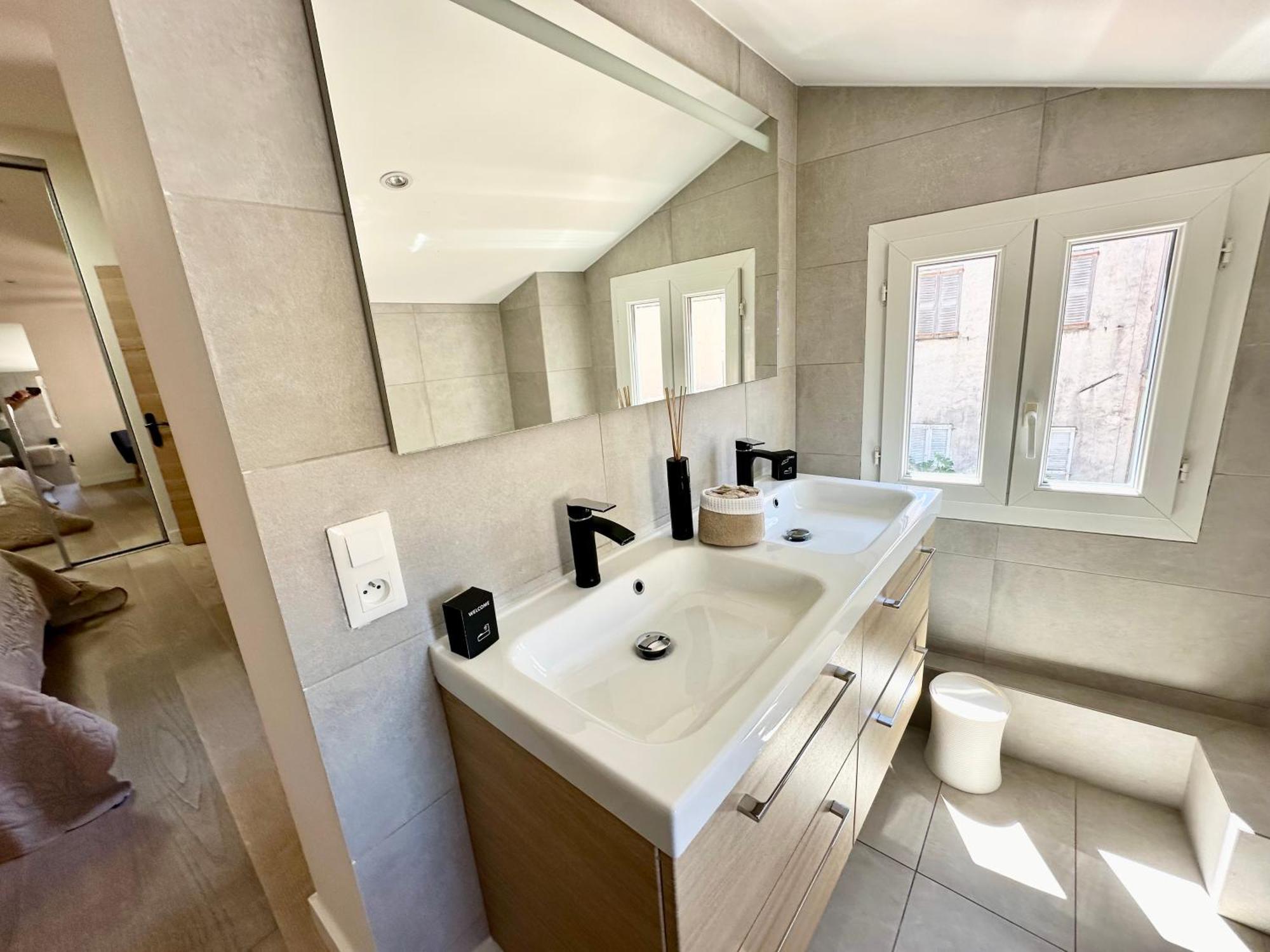 Gorgeous Brand New 2 Bedrooms Antibes Extérieur photo